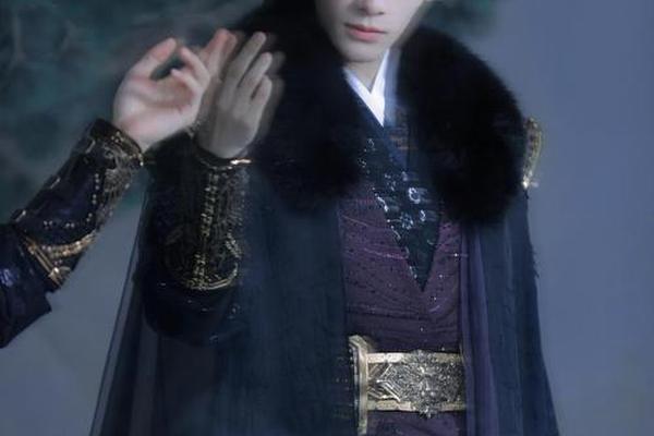 长月烬明18集