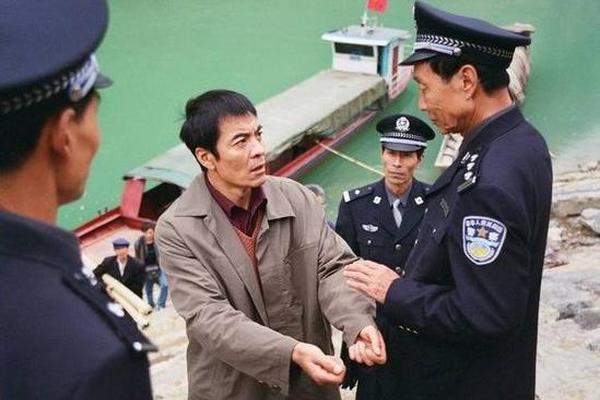 疑案忠魂
