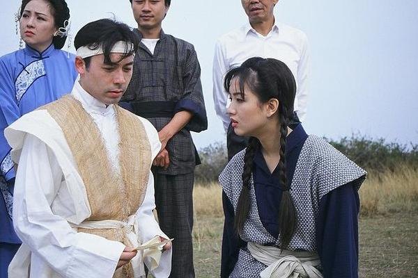 大头绿衣斗僵尸电视剧