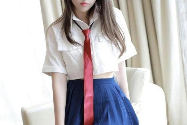 美女同桌的福利